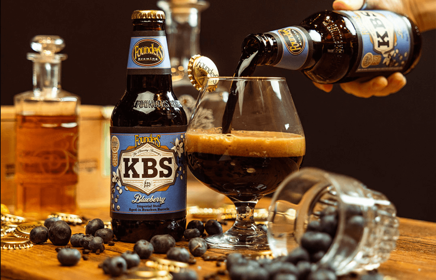 KBS Blueberry being poured into snifter